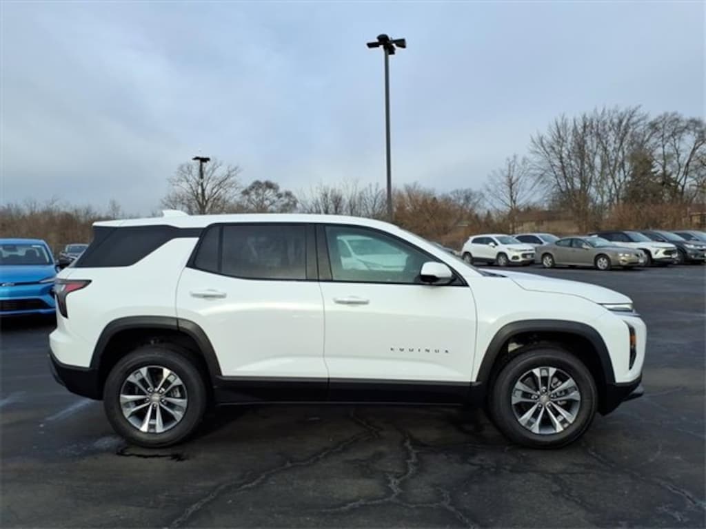 New 2026 Chevrolet Equinox LT SUV