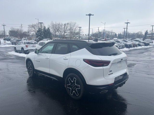 2023 Chevrolet Blazer RS photo 2