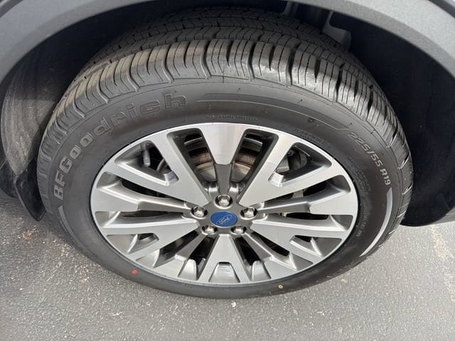 2022 Ford Escape Titanium - Photo 25