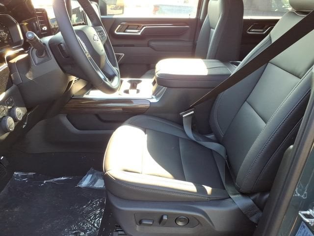 2026 Chevrolet Silverado 3500 HD LT - Photo 6