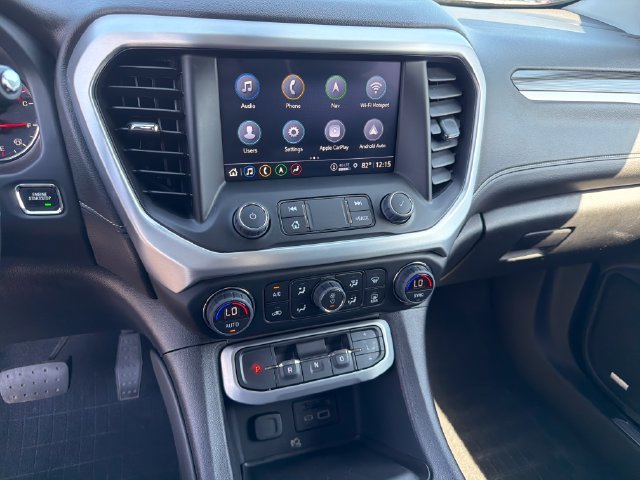 2023 GMC Acadia SLT - Photo 17