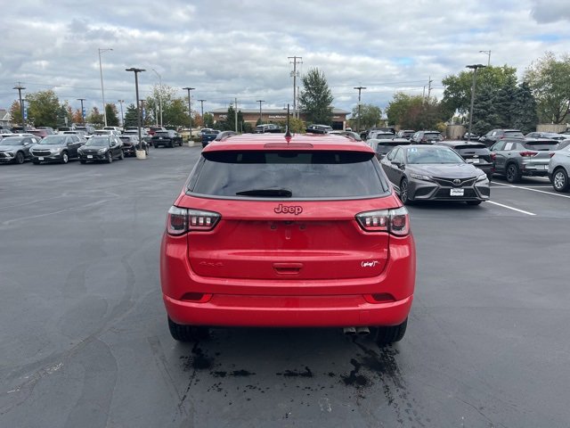 2022 Jeep Compass Limited photo 3