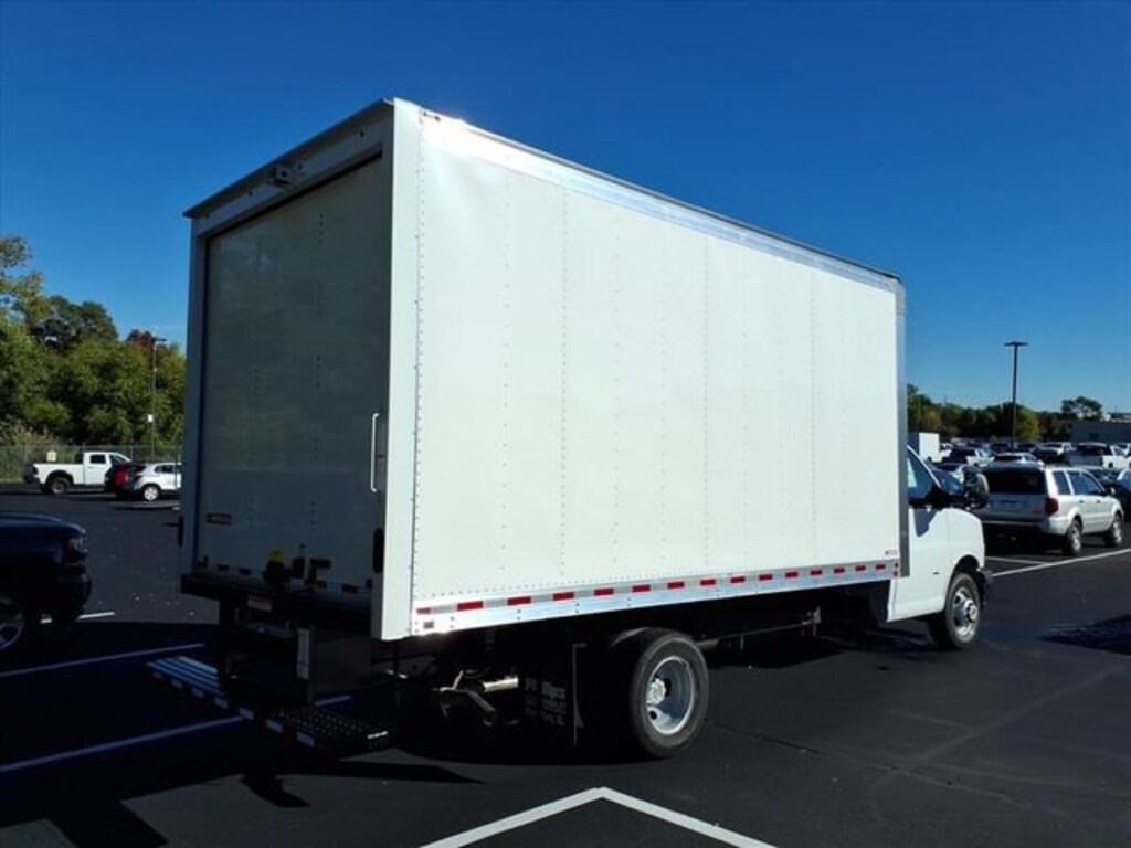 New 2025 Chevrolet Express Cutaway 3500 1WT Cutaway Van