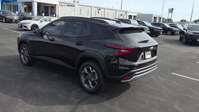 Used 2026 Chevrolet Trax LT SUV
