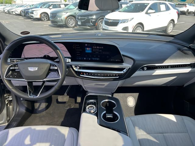 2024 Cadillac LYRIQ Luxury 1 - Photo 12