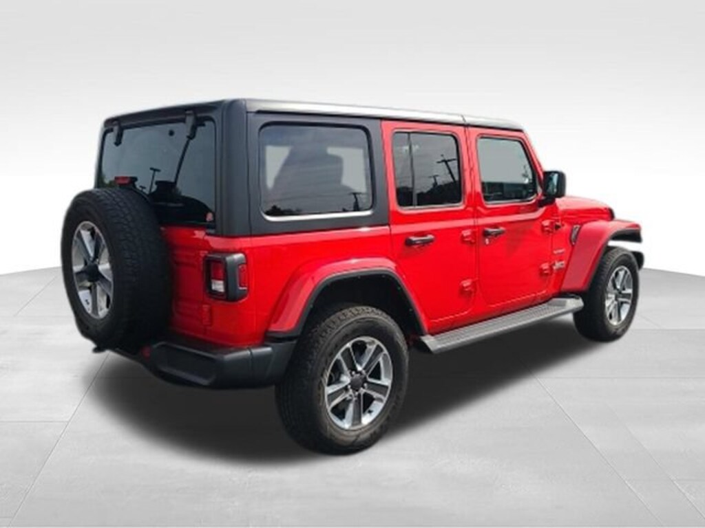 Used 2022 Jeep Wrangler Unlimited Sahara 4x4 SUV
