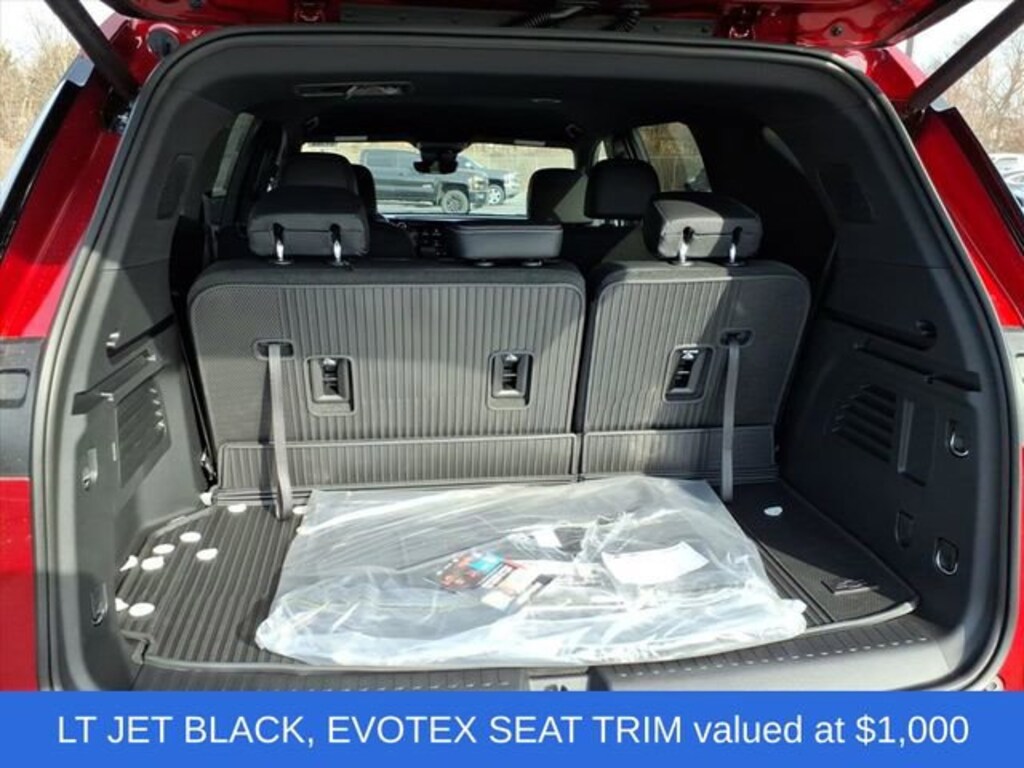 New 2026 Chevrolet Traverse LT SUV