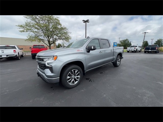 2023 Chevrolet Silverado 1500 RST photo 4
