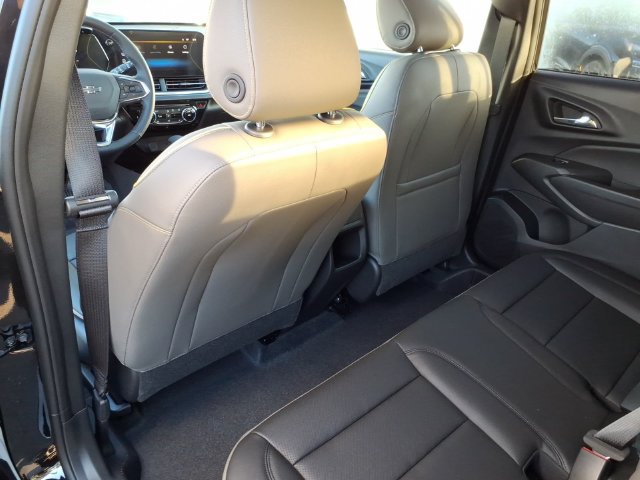 2026 Chevrolet Trax Activ - Photo 9