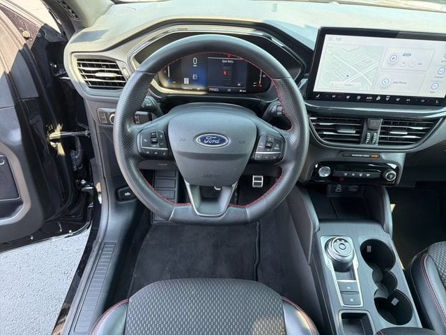 2024 Ford Escape ST-Line - Photo 13