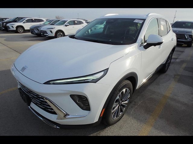 2025 Buick Envision Preferred's photo