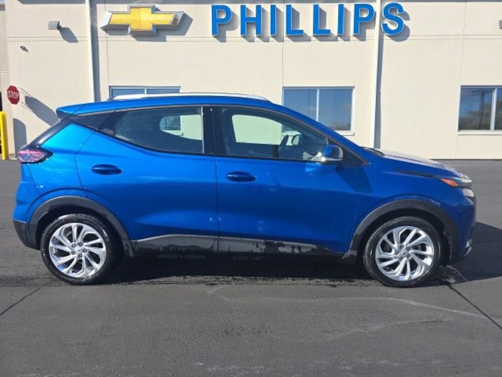 Used 2023 Chevrolet Bolt EUV LT SUV
