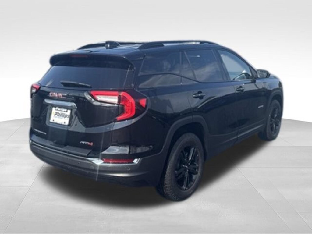 Used 2024 GMC Terrain AT4 SUV