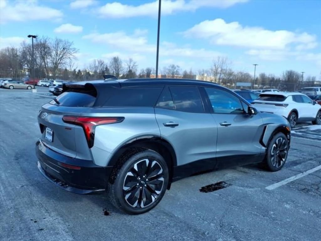 New 2025 Chevrolet Blazer EV RS SUV