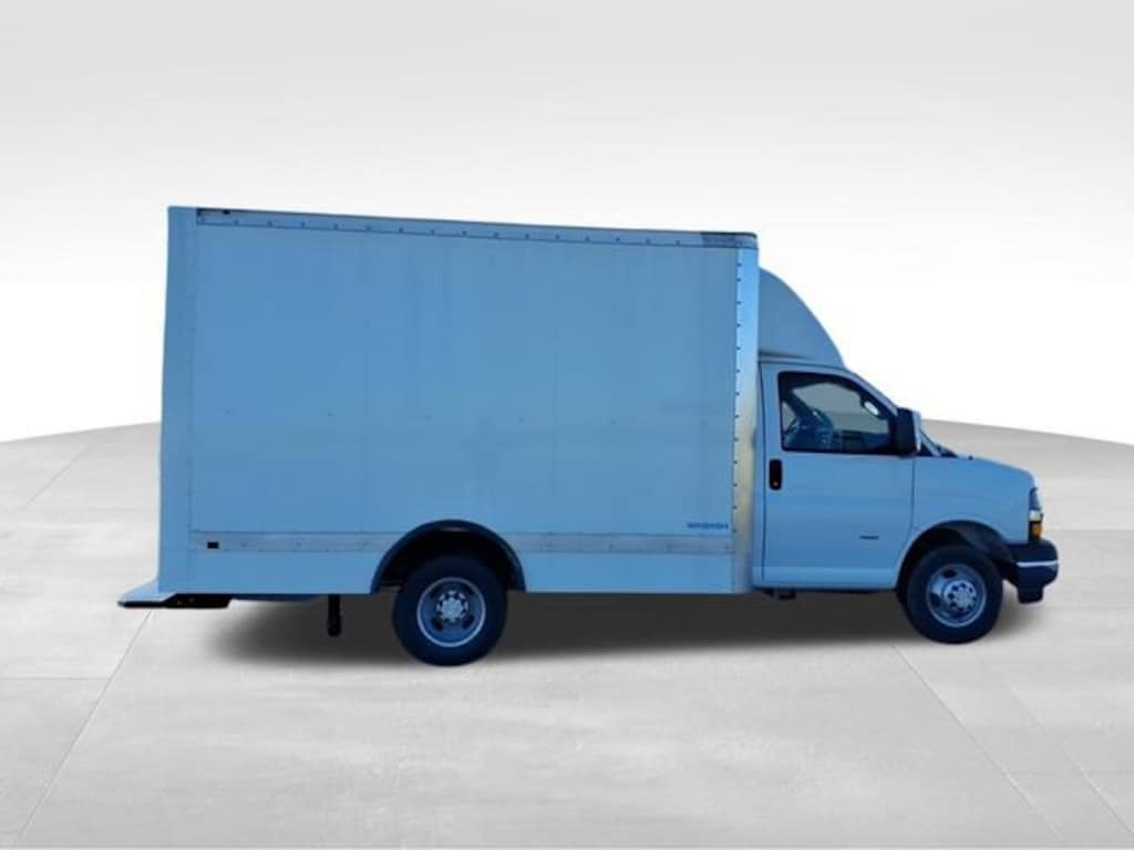 New 2025 Chevrolet Express Cutaway 3500 1WT Cutaway Van