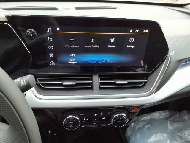 2026 Chevrolet Trax LT - Photo 11