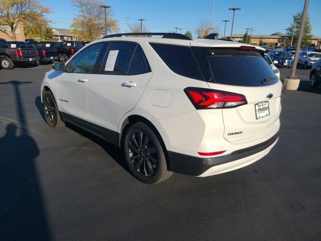 2023 Chevrolet Equinox RS photo 3