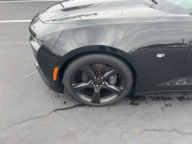 2017 Chevrolet Camaro 2SS photo 2