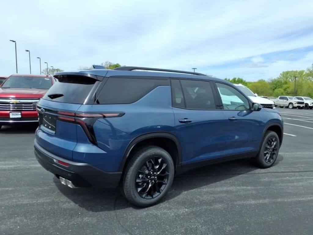 New 2026 Chevrolet Traverse LT SUV