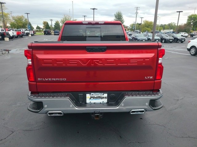 2024 Chevrolet Silverado 1500 LTZ photo 3