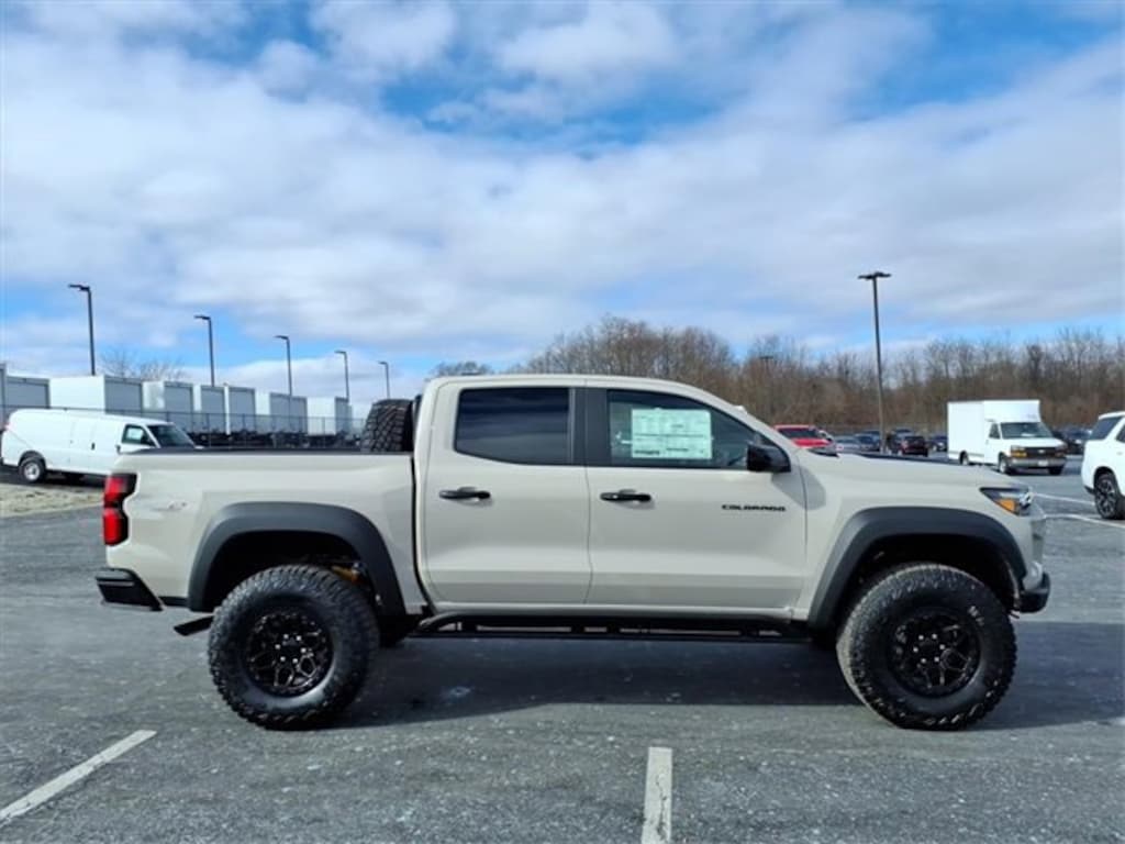 New 2026 Chevrolet Colorado ZR2 Truck