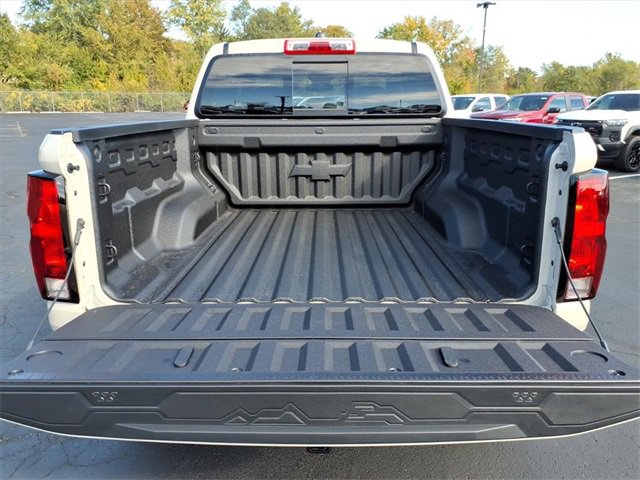 2026 Chevrolet Colorado Trail Boss photo 4