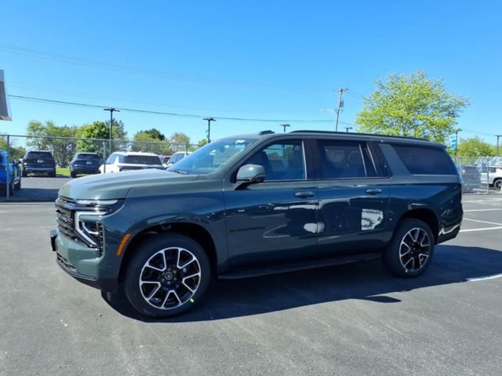 New 2026 Chevrolet Suburban RST SUV