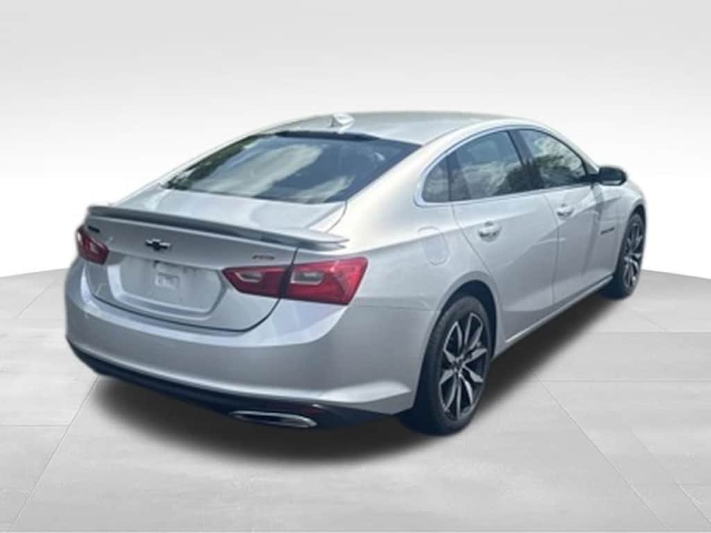 Used 2022 Chevrolet Malibu RS Car