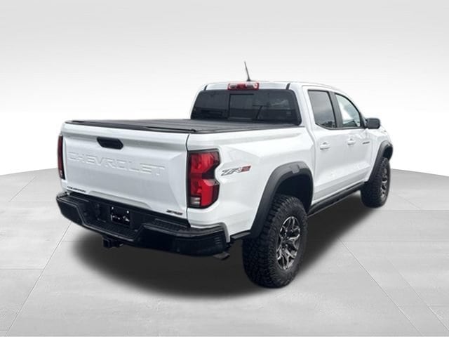 2024 Chevrolet Colorado ZR2 - Photo 7