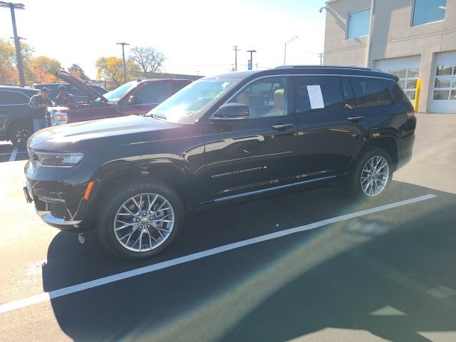 2023 Jeep Grand Cherokee L Summit photo 2