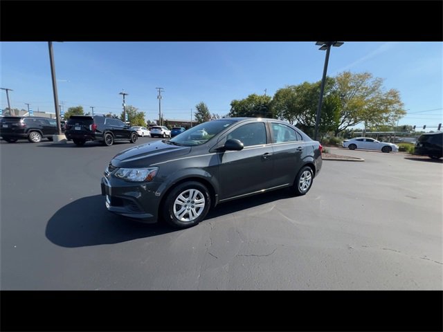 2019 Chevrolet Sonic LS photo 4