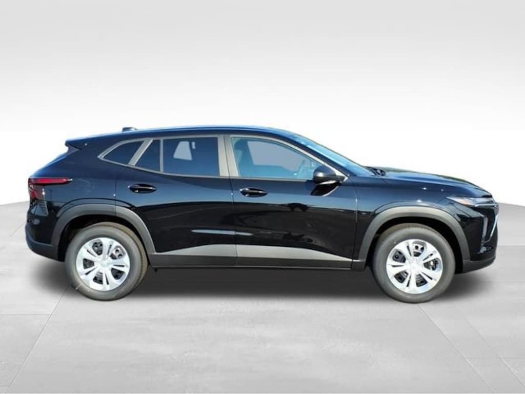 New 2026 Chevrolet Trax LS SUV