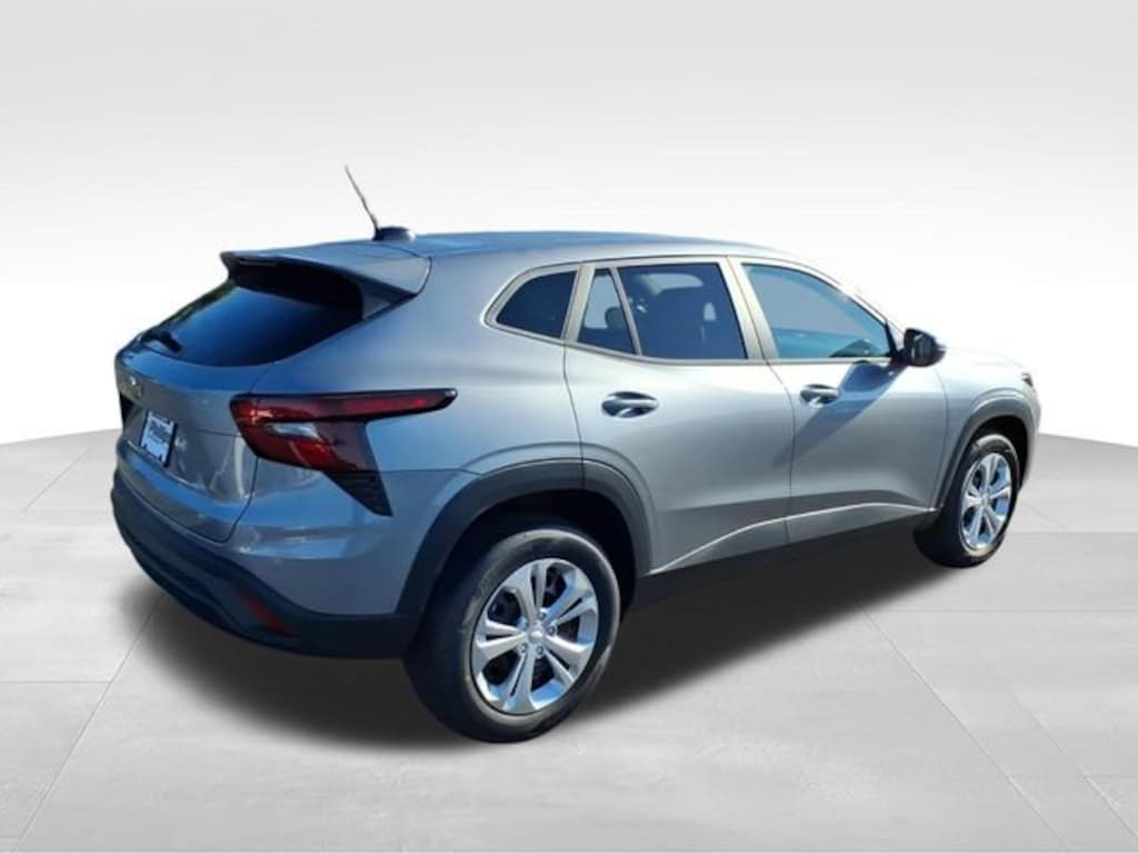 New 2026 Chevrolet Trax LS SUV