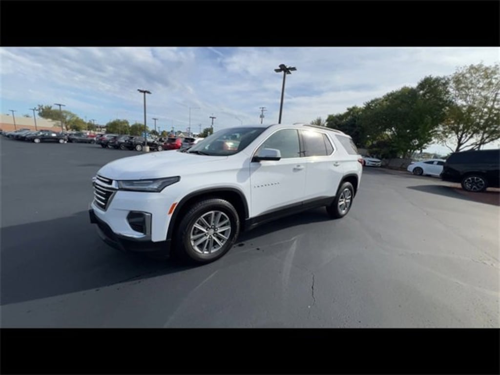 Used 2023 Chevrolet Traverse LT Leather SUV