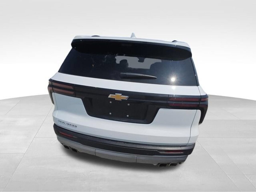 Used 2026 Chevrolet Traverse LT SUV