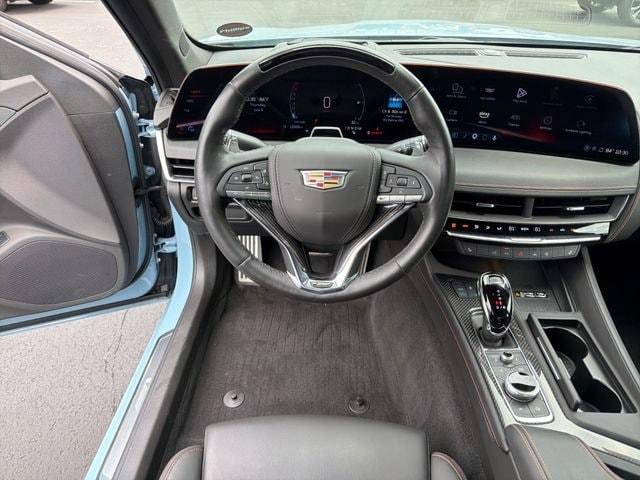 2025 Cadillac CT5 V-Series - Photo 13