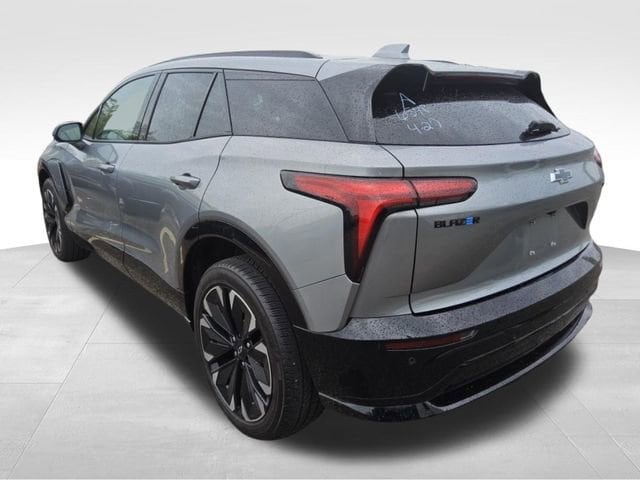 Used 2025 Chevrolet Blazer EV RS with VIN 3GNKDJRJ4SS106548 for sale in Frankfort, IL