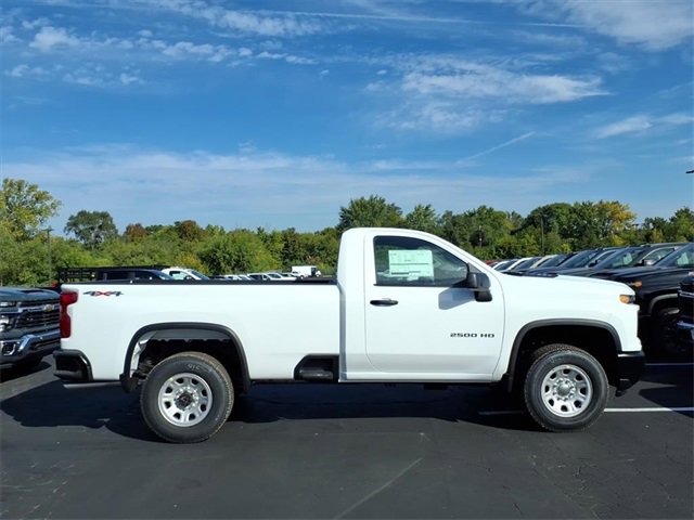 2026 Chevrolet Silverado 2500HD photo 2