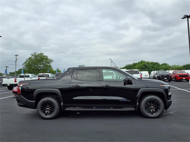 2026 Chevrolet Silverado EV LT photo 3