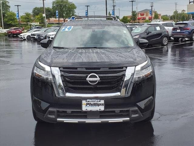 Used 2024 Nissan Pathfinder Platinum with VIN 5N1DR3DKXRC253287 for sale in Frankfort, IL