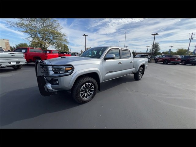 2023 Toyota Tacoma TRD Sport photo 4