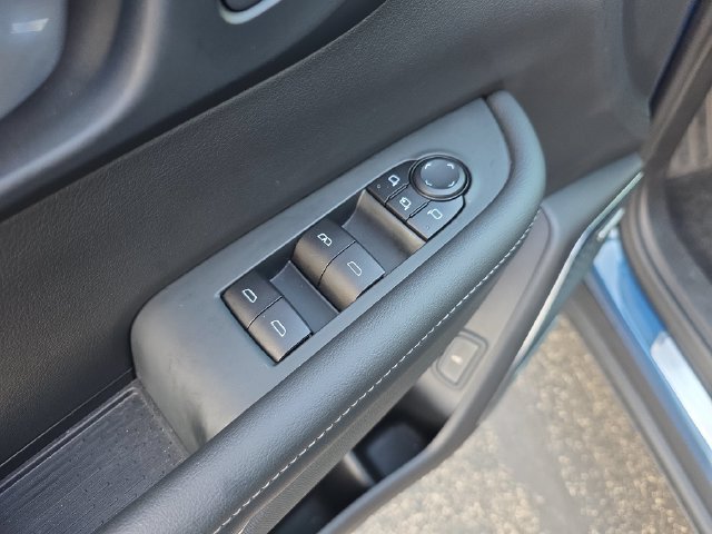 2025 Buick Enclave Preferred - Photo 11
