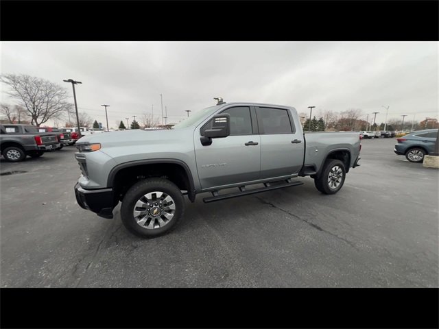 2024 Chevrolet Silverado 2500HD Custom photo 4