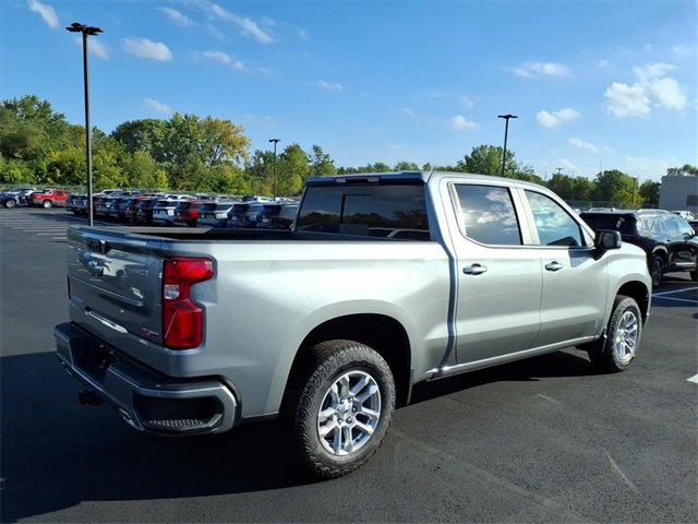 2026 Chevrolet Silverado 1500 RST photo 3
