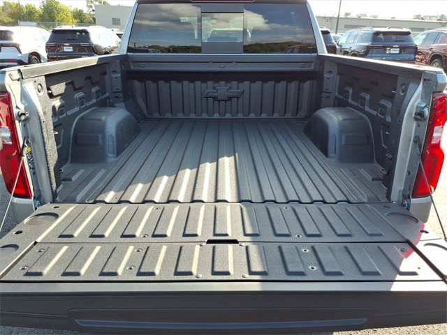 2026 Chevrolet Silverado 1500 RST photo 4