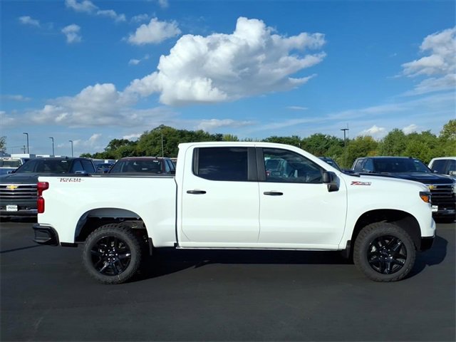 2026 Chevrolet Silverado 1500 Custom Trail Boss photo 2