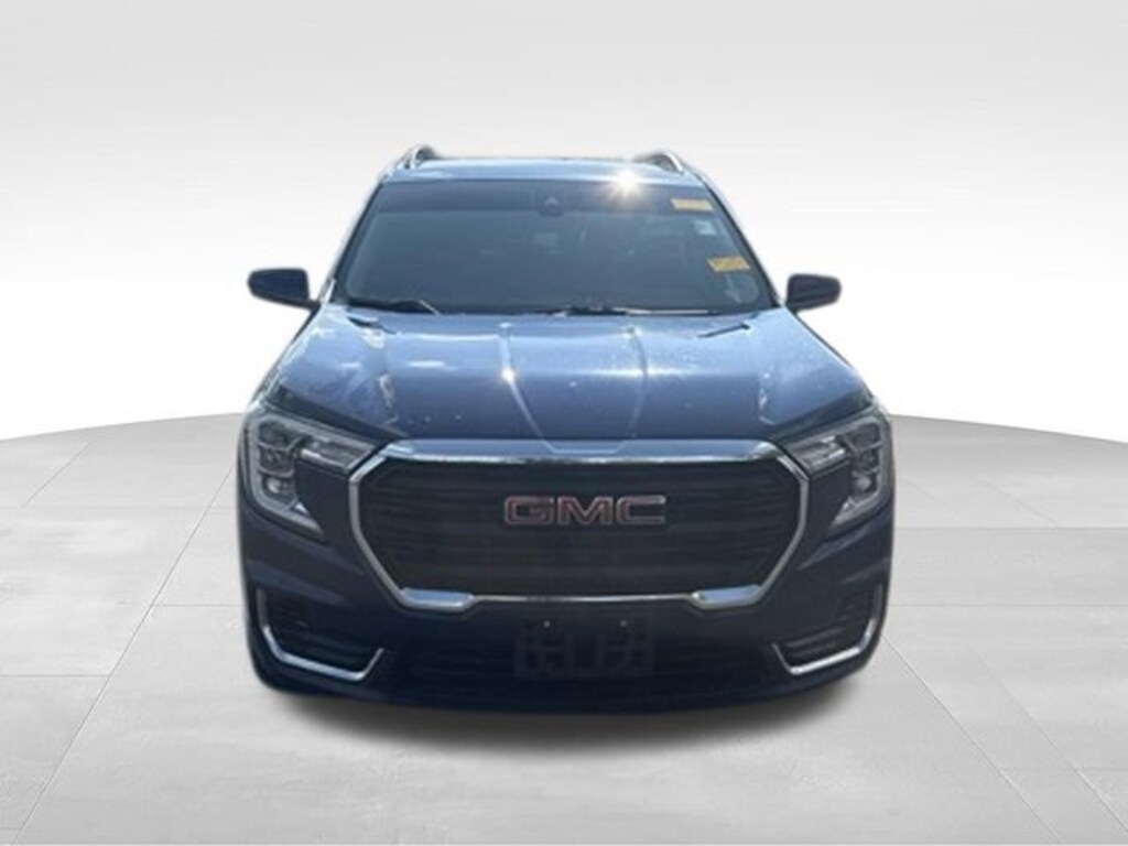 Used 2022 GMC Terrain SLE SUV
