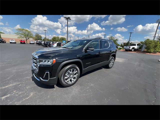 2022 Gmc Acadia SLE photo 3