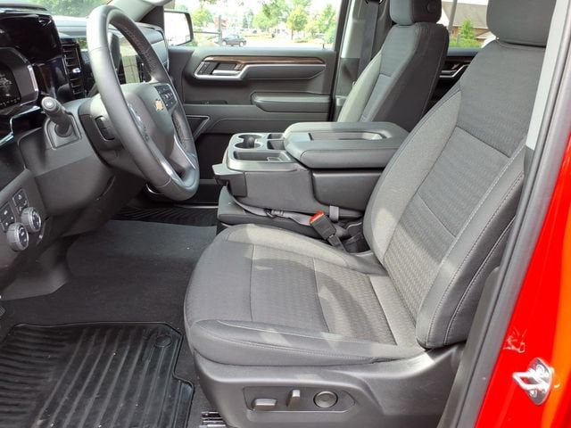2026 Chevrolet Silverado 1500 LT - Photo 6