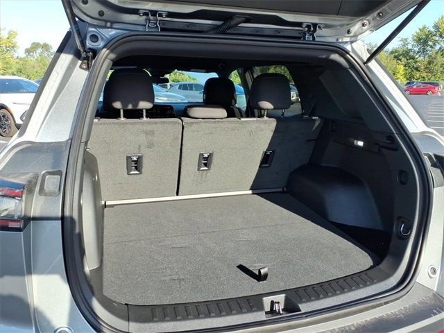 2026 Chevrolet Equinox LT photo 4